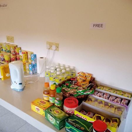 Formula One Bed And Breakfast F1 Sepang Klia Klia2 Kuala Lumpur International Airport Transit Nilai Extérieur photo